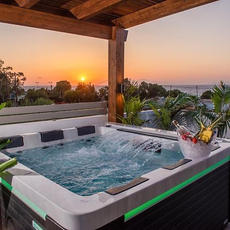 Odyssea Top View & Hot Jacuzzi Front Beach Κρεμαστή Εξωτερικό φωτογραφία