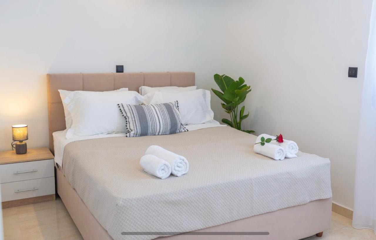 Odyssea Top View & Hot Jacuzzi Front Beach Κρεμαστή Εξωτερικό φωτογραφία