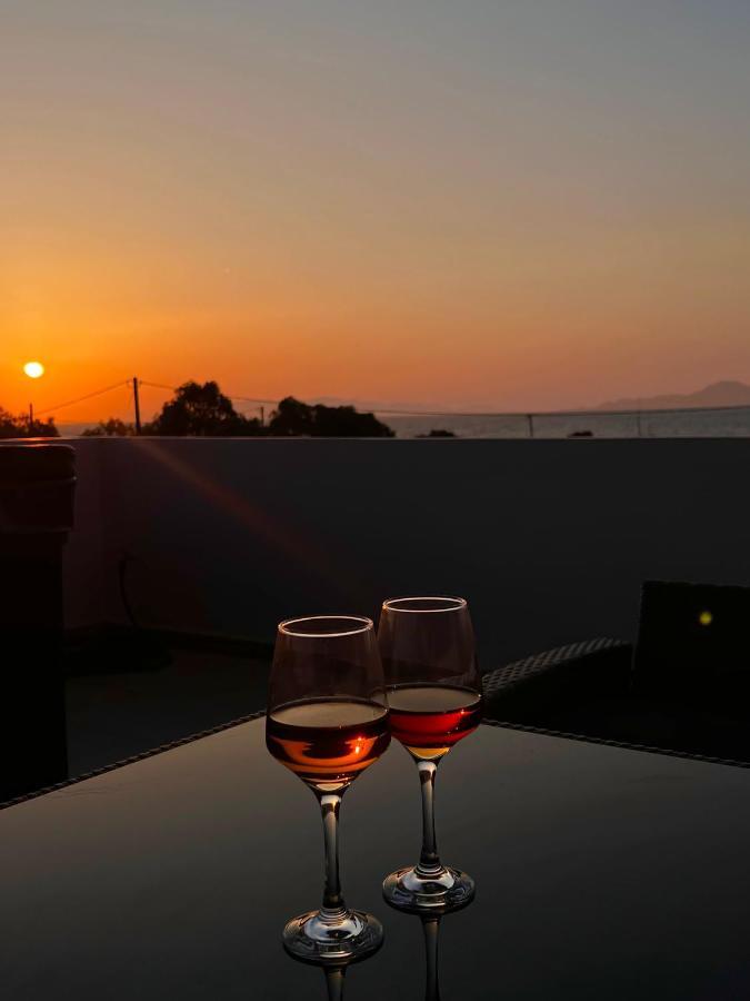 Odyssea Top View & Hot Jacuzzi Front Beach Κρεμαστή Εξωτερικό φωτογραφία