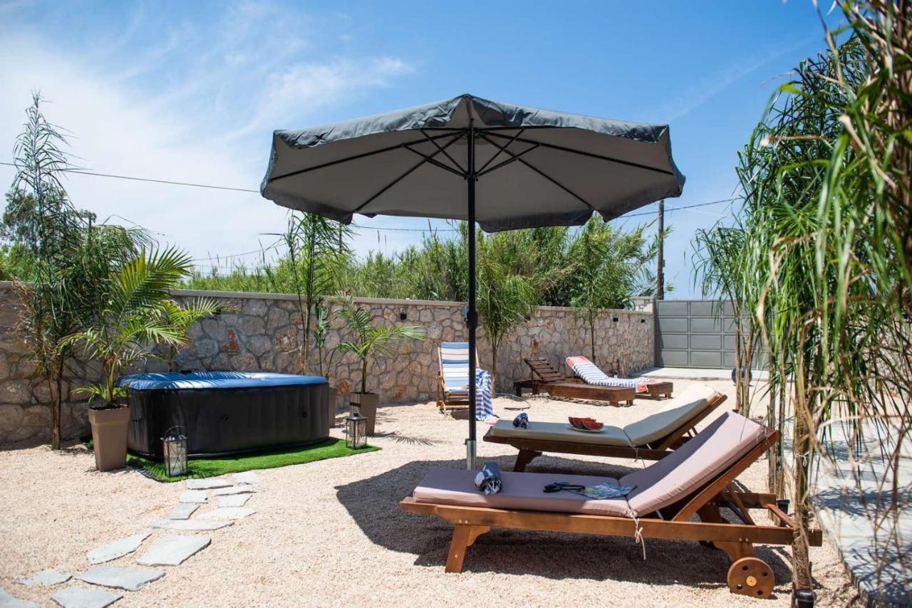 Odyssea Top View & Hot Jacuzzi Front Beach Κρεμαστή Εξωτερικό φωτογραφία