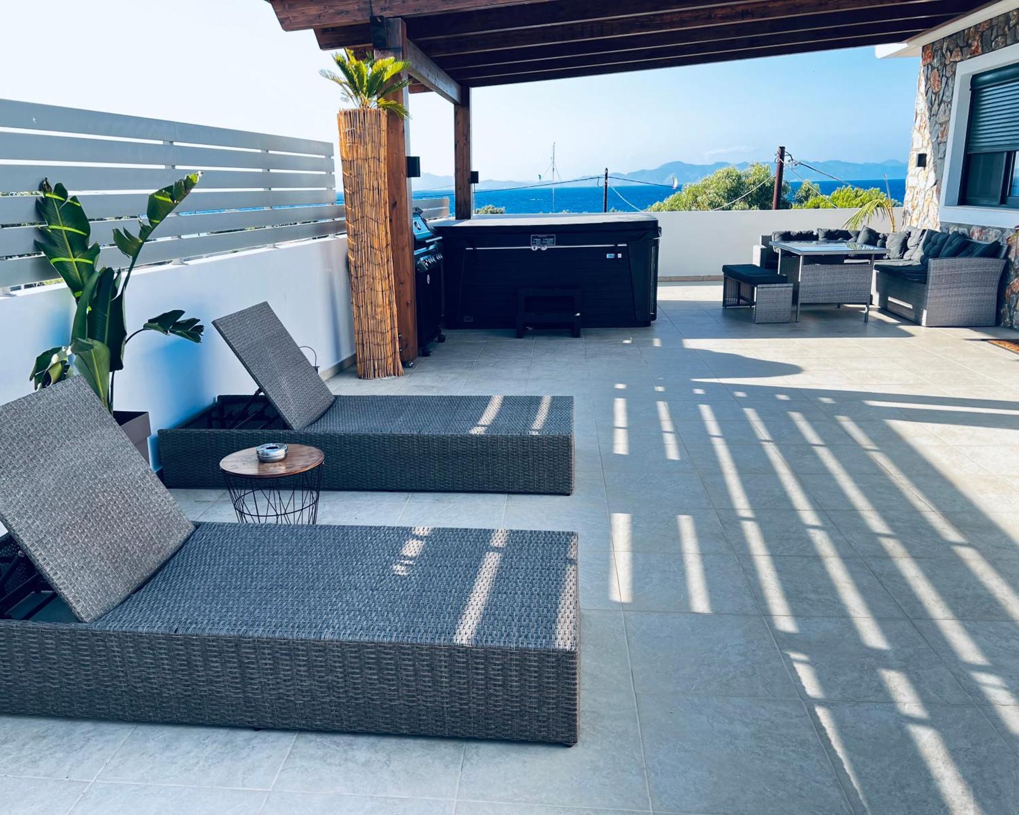 Odyssea Top View & Hot Jacuzzi Front Beach Κρεμαστή Εξωτερικό φωτογραφία