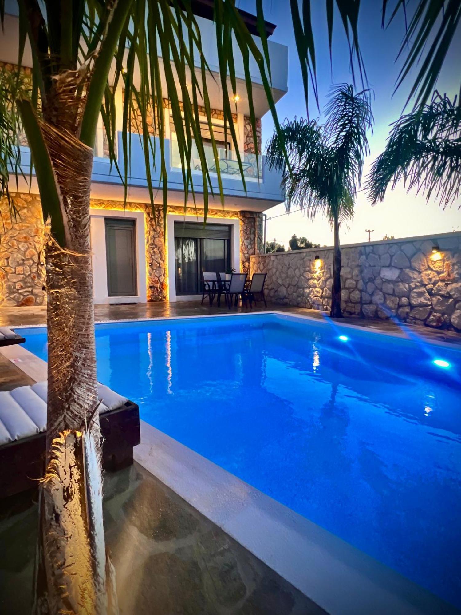 Odyssea Top View & Hot Jacuzzi Front Beach Κρεμαστή Εξωτερικό φωτογραφία